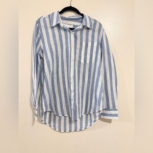 NWT Beachy Resort Women's Striped Collared Button-Up Shirt Size Medium